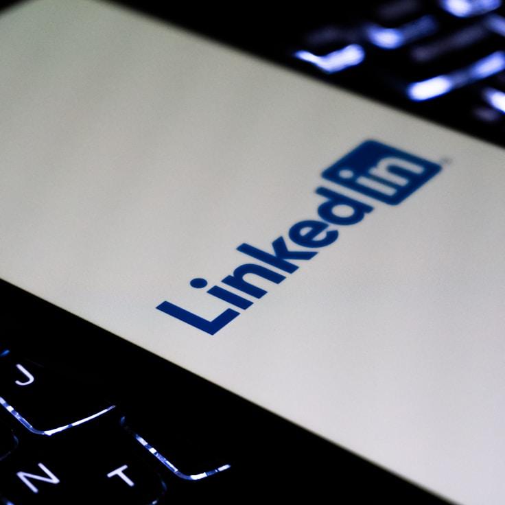 Photo-realistic 3D product render example